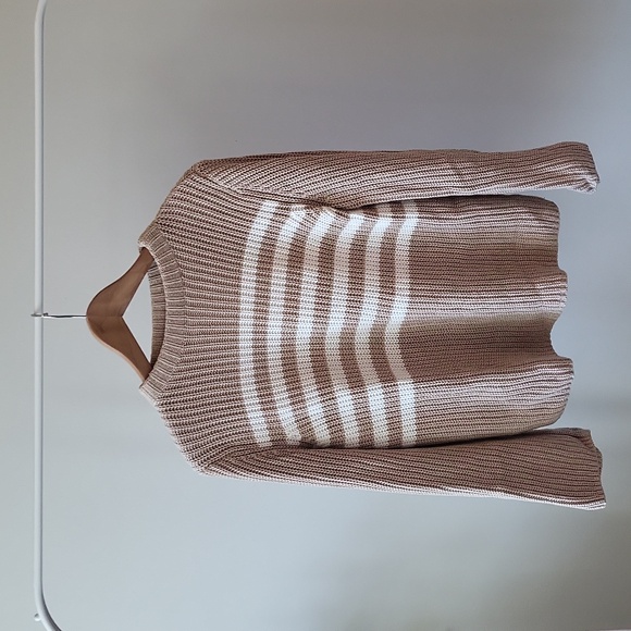 Striped Pullover - Picture 1 of 5